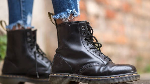 How to wear hiking boots with Jeans