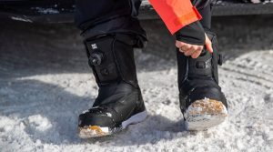 Can you use hiking boots for snowboarding