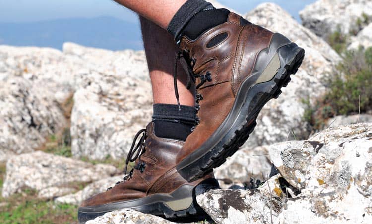 Hiking Boots for Men's Wide Feet