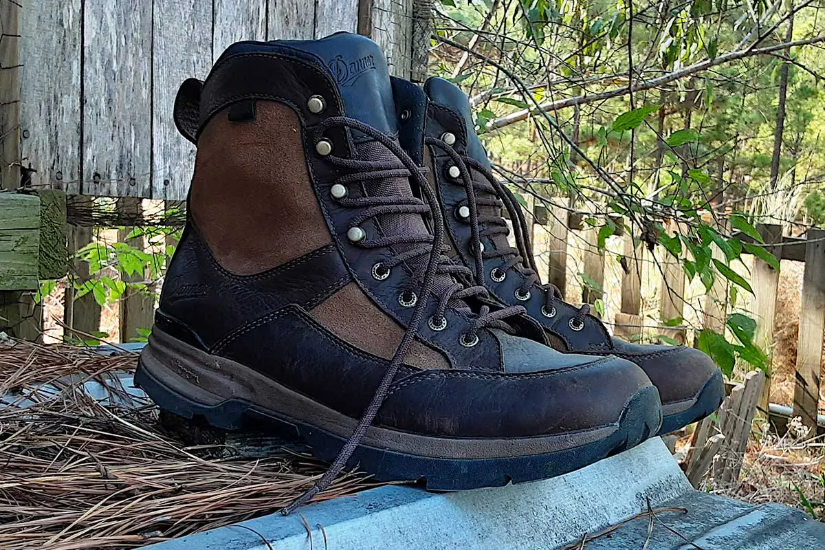 lace high-top hunting boots